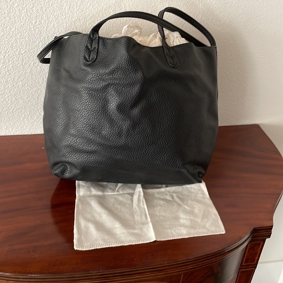 BCBG BAG it TOTE - Picture 4 of 8